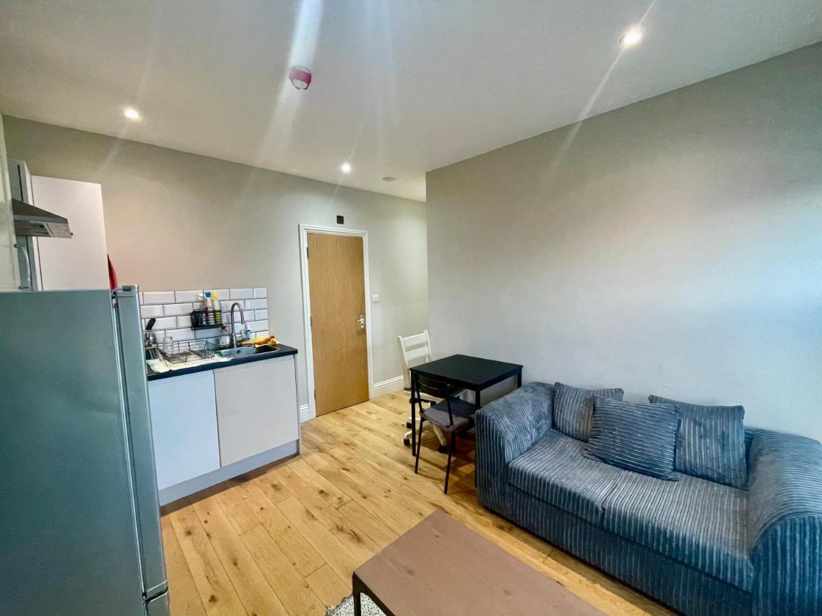 Cosy 1 Bedroom Flat! Londres Exterior foto